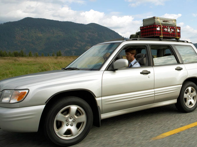 Family road trip safety tips