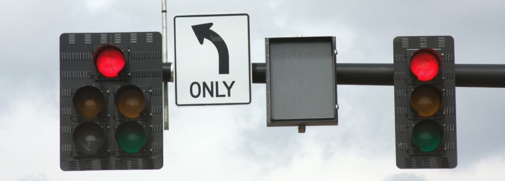 left turn signal on traffic light