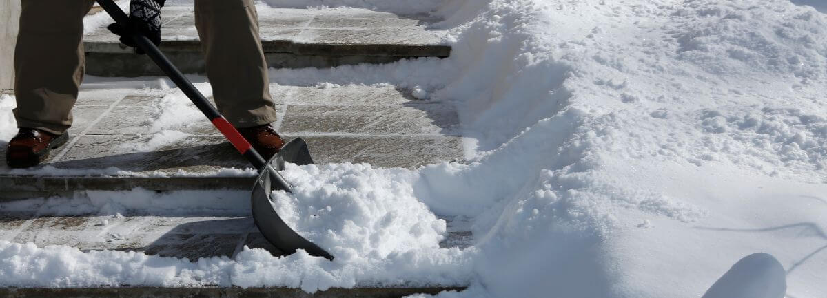 shovel scooping up snow