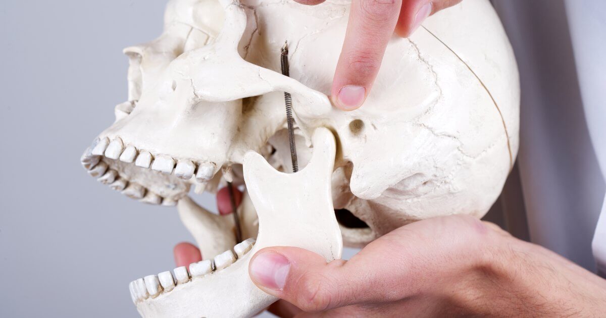 What Causes Jaw Pain After a Car Accident in Cleveland?